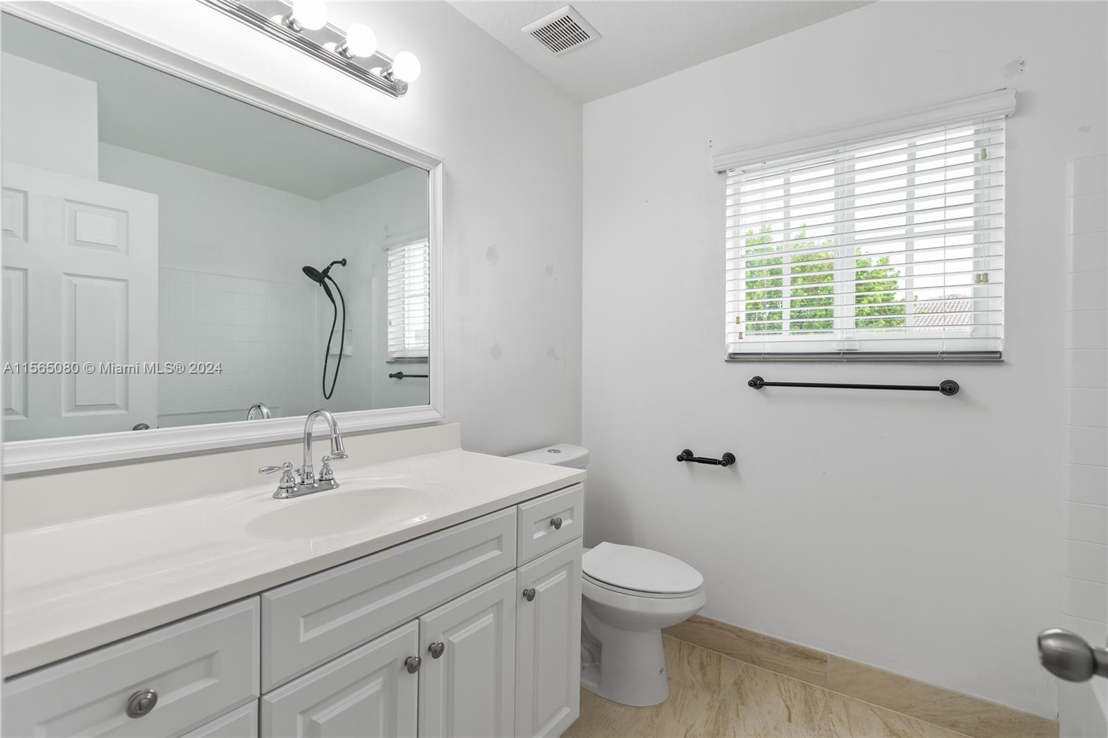 27288 SW 143rd Ave, Homestead, Florida 33032, 3 Bedrooms Bedrooms, ,2 BathroomsBathrooms,Residential,For Sale,27288 SW 143rd Ave,A11565080