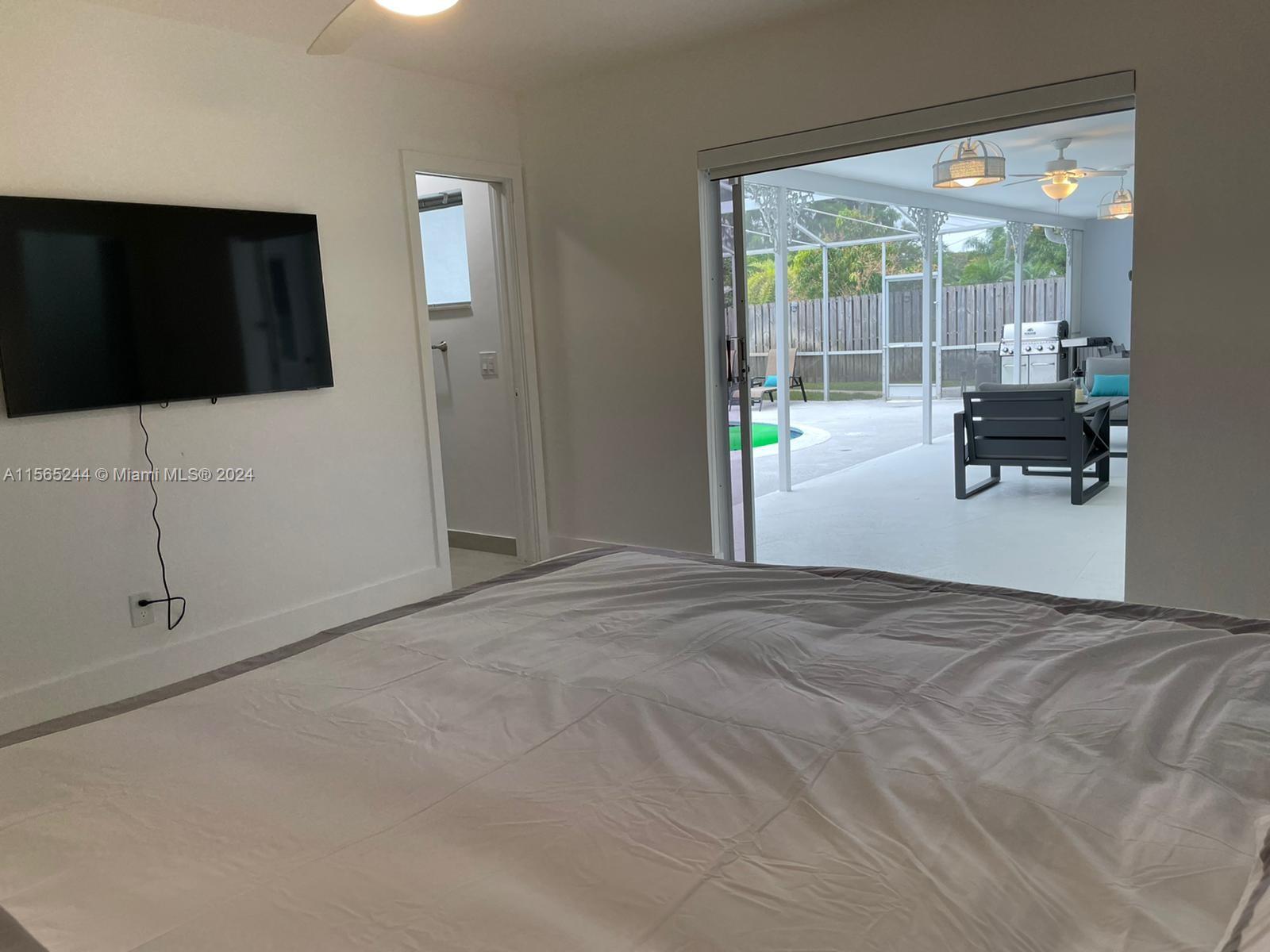 4516 Madison St, Hollywood, Florida 33021, 4 Bedrooms Bedrooms, ,2 BathroomsBathrooms,Residential,For Sale,4516 Madison St,A11565244