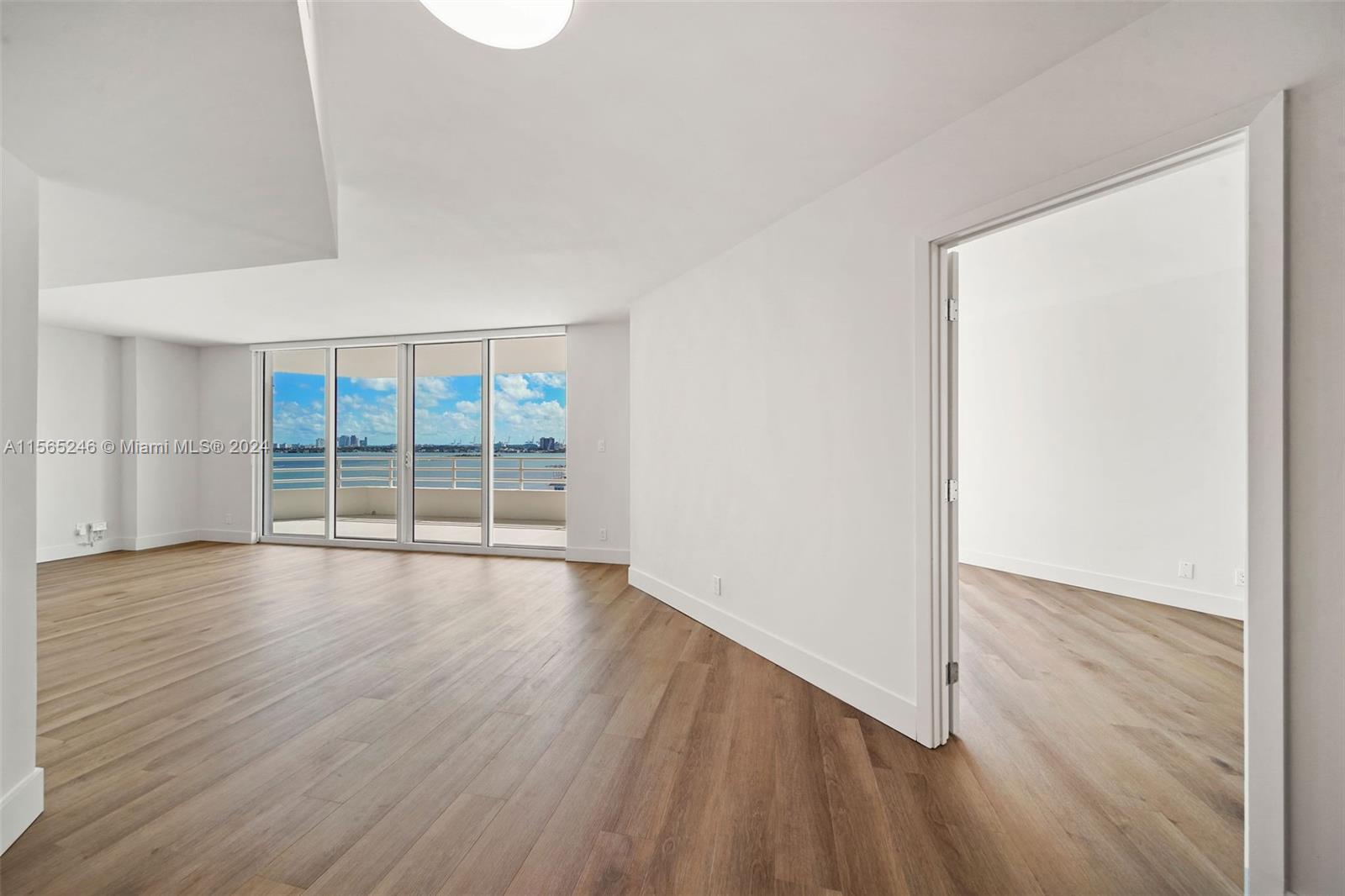 555 NE 34th St 2707, Miami, Florida 33137, 2 Bedrooms Bedrooms, ,2 BathroomsBathrooms,Residentiallease,For Rent,555 NE 34th St 2707,A11565246