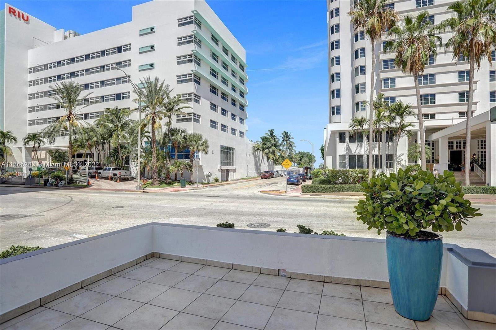 3030 Collins Ave 2B, Miami Beach, Florida 33140, 1 Bedroom Bedrooms, ,1 BathroomBathrooms,Residential,For Sale,3030 Collins Ave 2B,A11565247