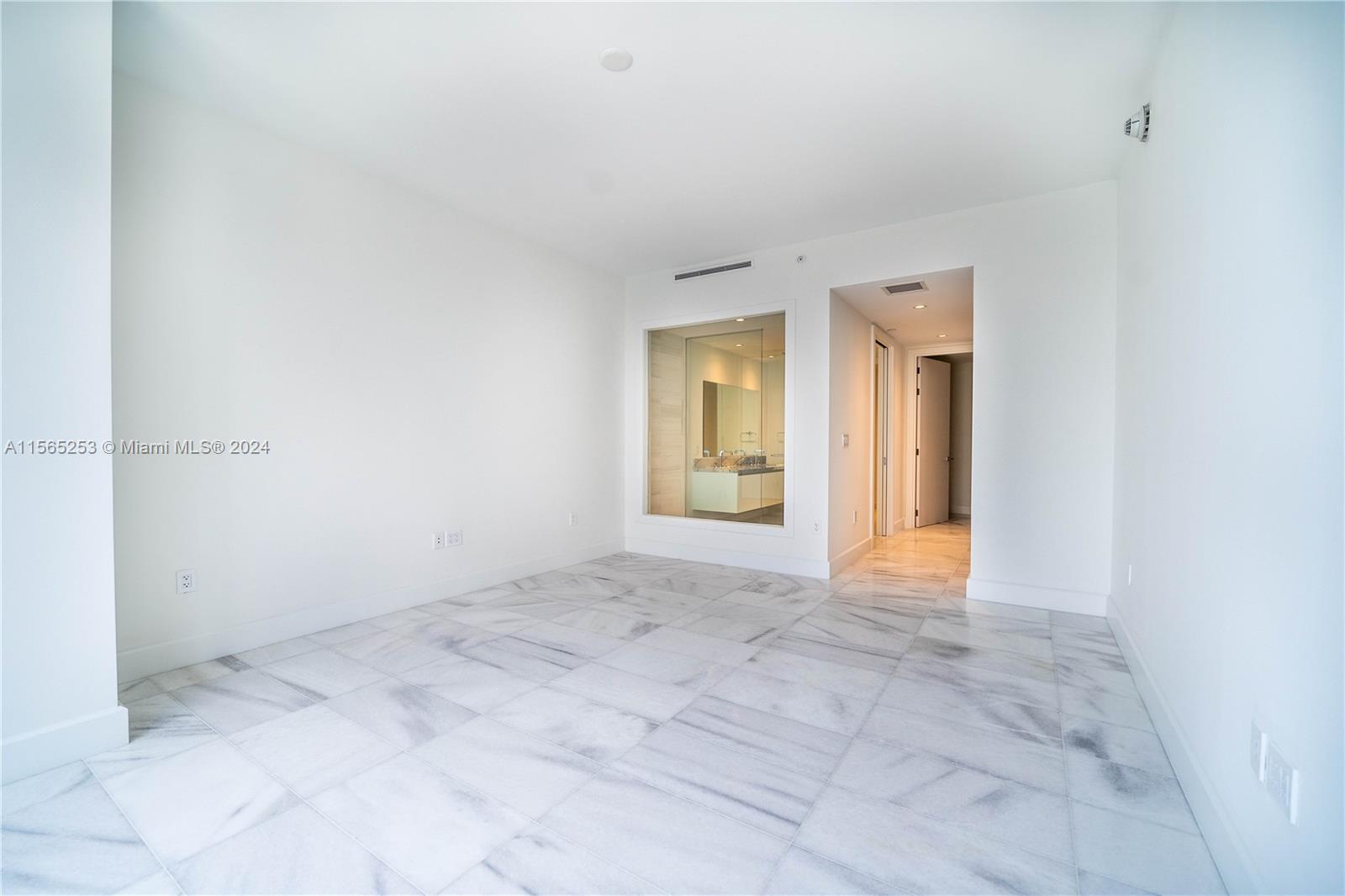 700 NE 26 TERRACE 1806, Miami, Florida 33137, 2 Bedrooms Bedrooms, ,2 BathroomsBathrooms,Residential,For Sale,700 NE 26 TERRACE 1806,A11565253