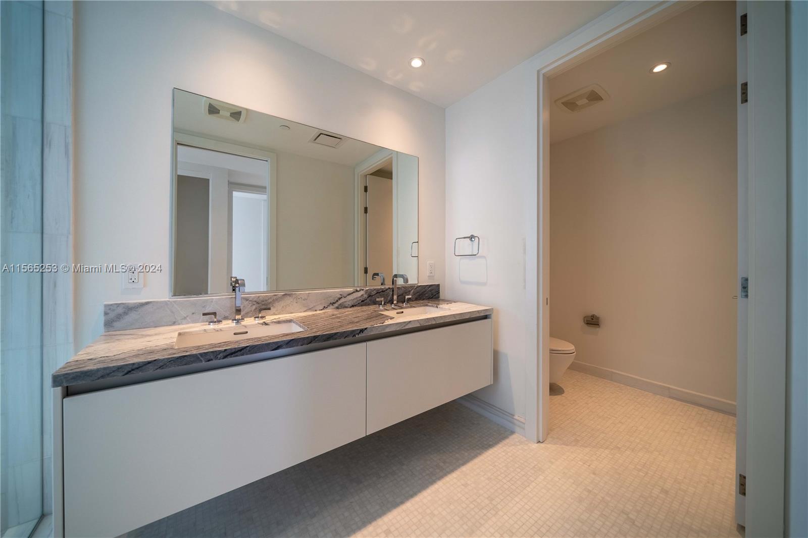 700 NE 26 TERRACE 1806, Miami, Florida 33137, 2 Bedrooms Bedrooms, ,2 BathroomsBathrooms,Residential,For Sale,700 NE 26 TERRACE 1806,A11565253