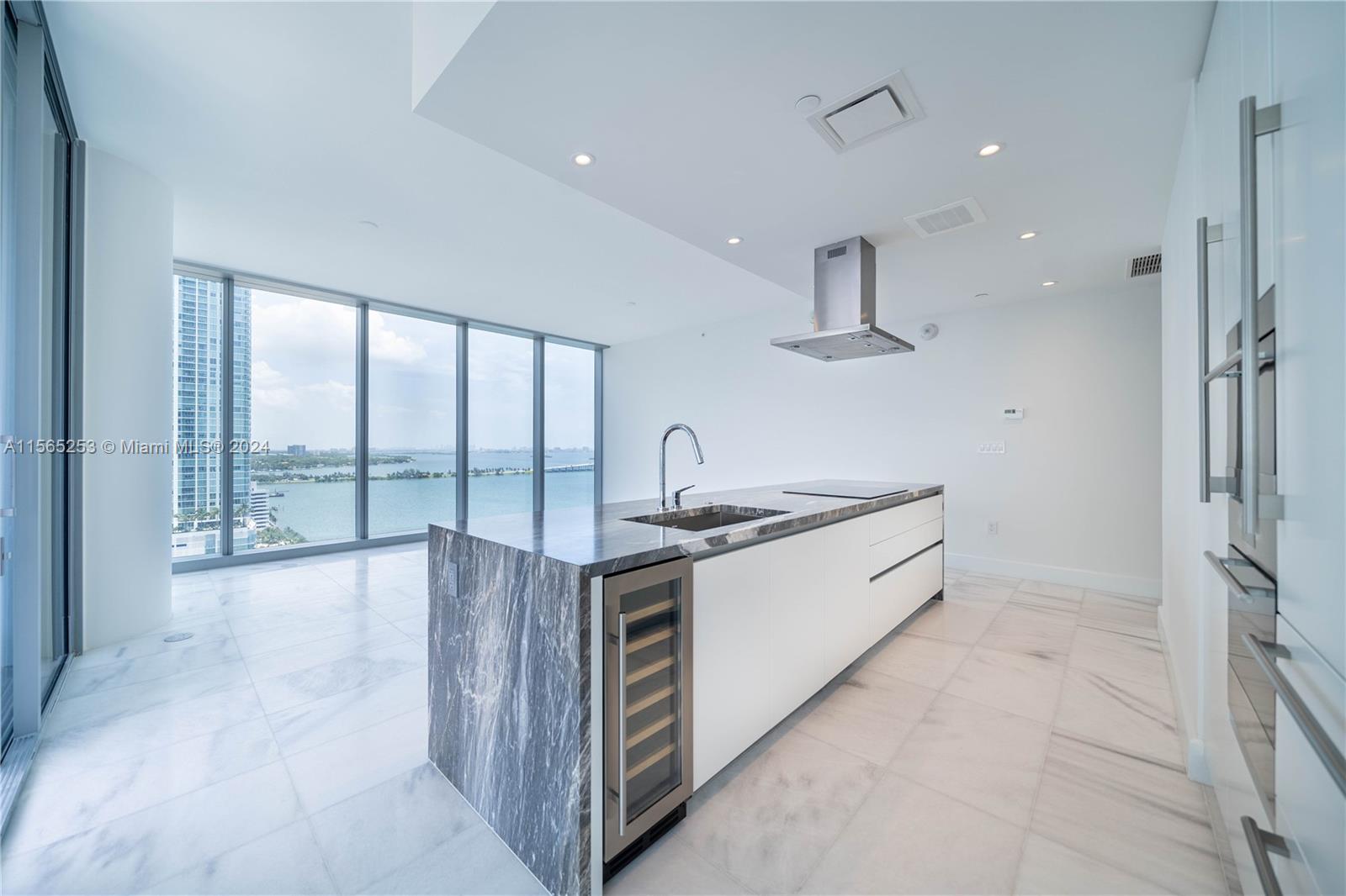 700 NE 26 TERRACE 1806, Miami, Florida 33137, 2 Bedrooms Bedrooms, ,2 BathroomsBathrooms,Residential,For Sale,700 NE 26 TERRACE 1806,A11565253