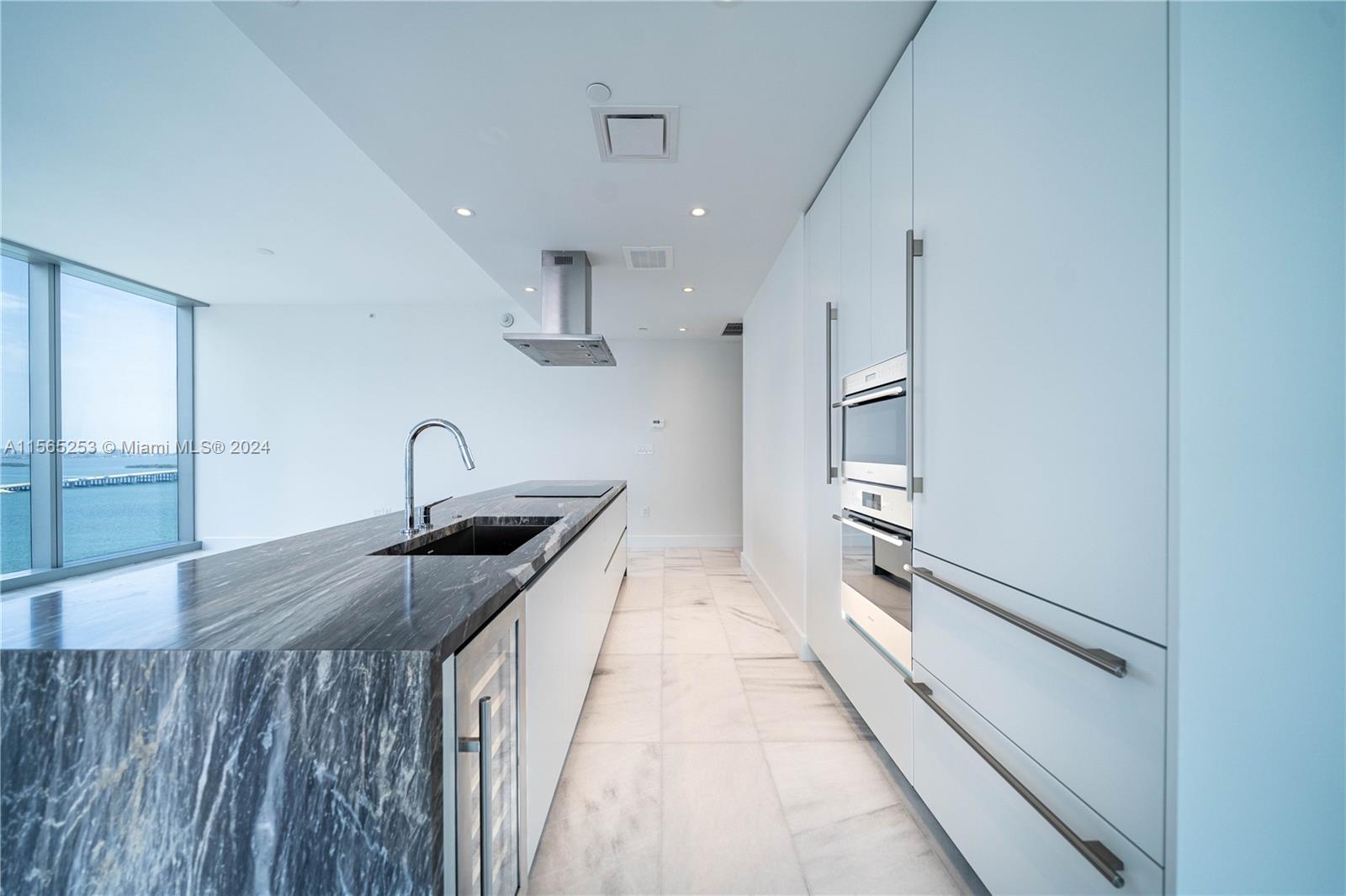 700 NE 26 TERRACE 1806, Miami, Florida 33137, 2 Bedrooms Bedrooms, ,2 BathroomsBathrooms,Residential,For Sale,700 NE 26 TERRACE 1806,A11565253