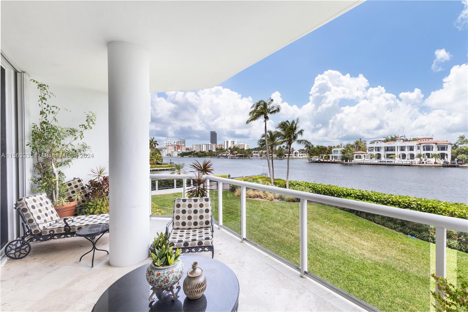 3801 NE 207th St TH4, Aventura, Florida 33180, 3 Bedrooms Bedrooms, ,2 BathroomsBathrooms,Residential,For Sale,3801 NE 207th St TH4,A11563335