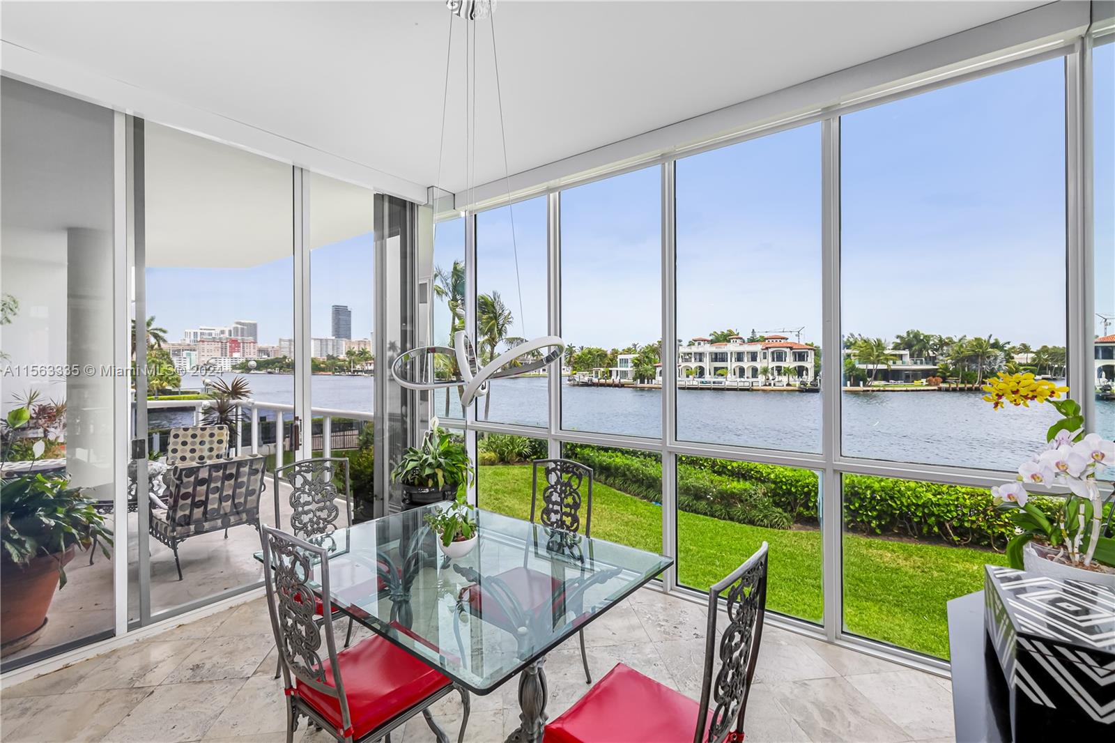 3801 NE 207th St TH4, Aventura, Florida 33180, 3 Bedrooms Bedrooms, ,2 BathroomsBathrooms,Residential,For Sale,3801 NE 207th St TH4,A11563335