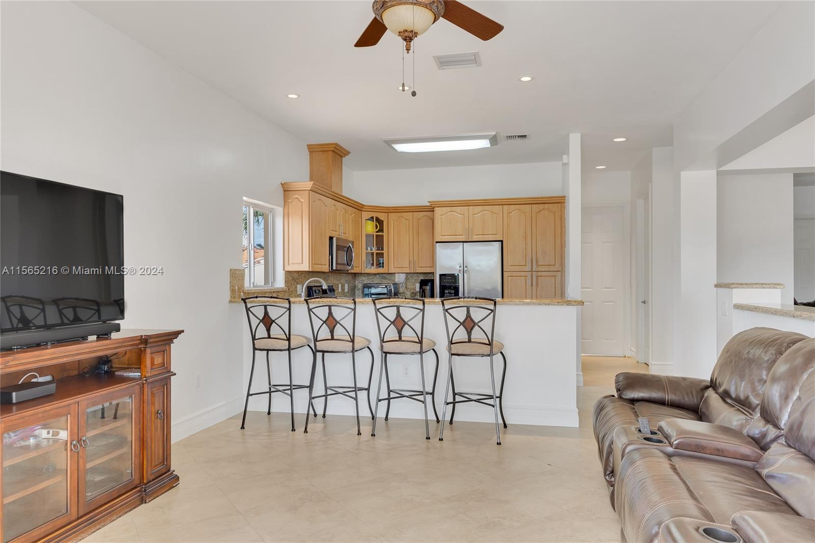 17205 NW 87th Ave, Hialeah, Florida 33015, 4 Bedrooms Bedrooms, ,2 BathroomsBathrooms,Residential,For Sale,17205 NW 87th Ave,A11565216