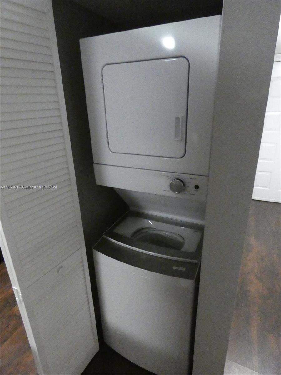 7355 Woodmont Ter 102, Tamarac, Florida 33321, 2 Bedrooms Bedrooms, ,2 BathroomsBathrooms,Residentiallease,For Rent,7355 Woodmont Ter 102,A11560017