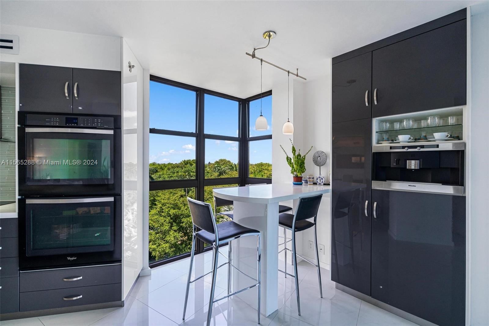 1000 Quayside Ter 711, Miami, Florida 33138, 2 Bedrooms Bedrooms, ,2 BathroomsBathrooms,Residential,For Sale,1000 Quayside Ter 711,A11565288