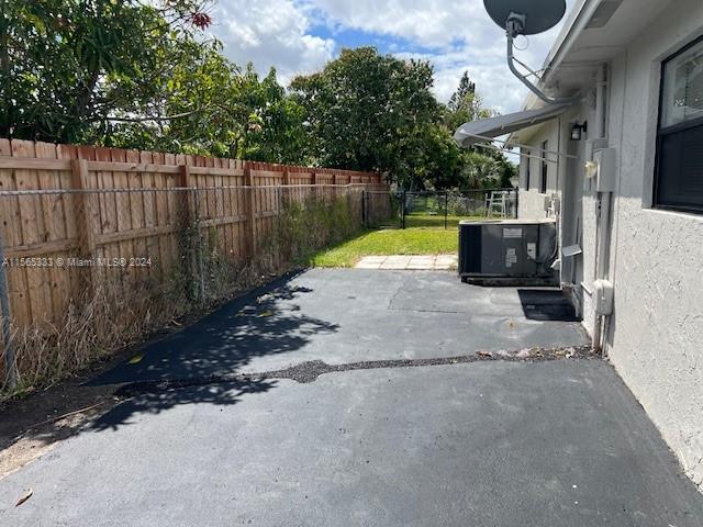 7312 Forest Blvd 7312, North Lauderdale, Florida 33068, 3 Bedrooms Bedrooms, ,1 BathroomBathrooms,Residentiallease,For Rent,7312 Forest Blvd 7312,A11565333