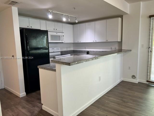 2740 SW 28th Ter #208 For Sale A11565339, FL