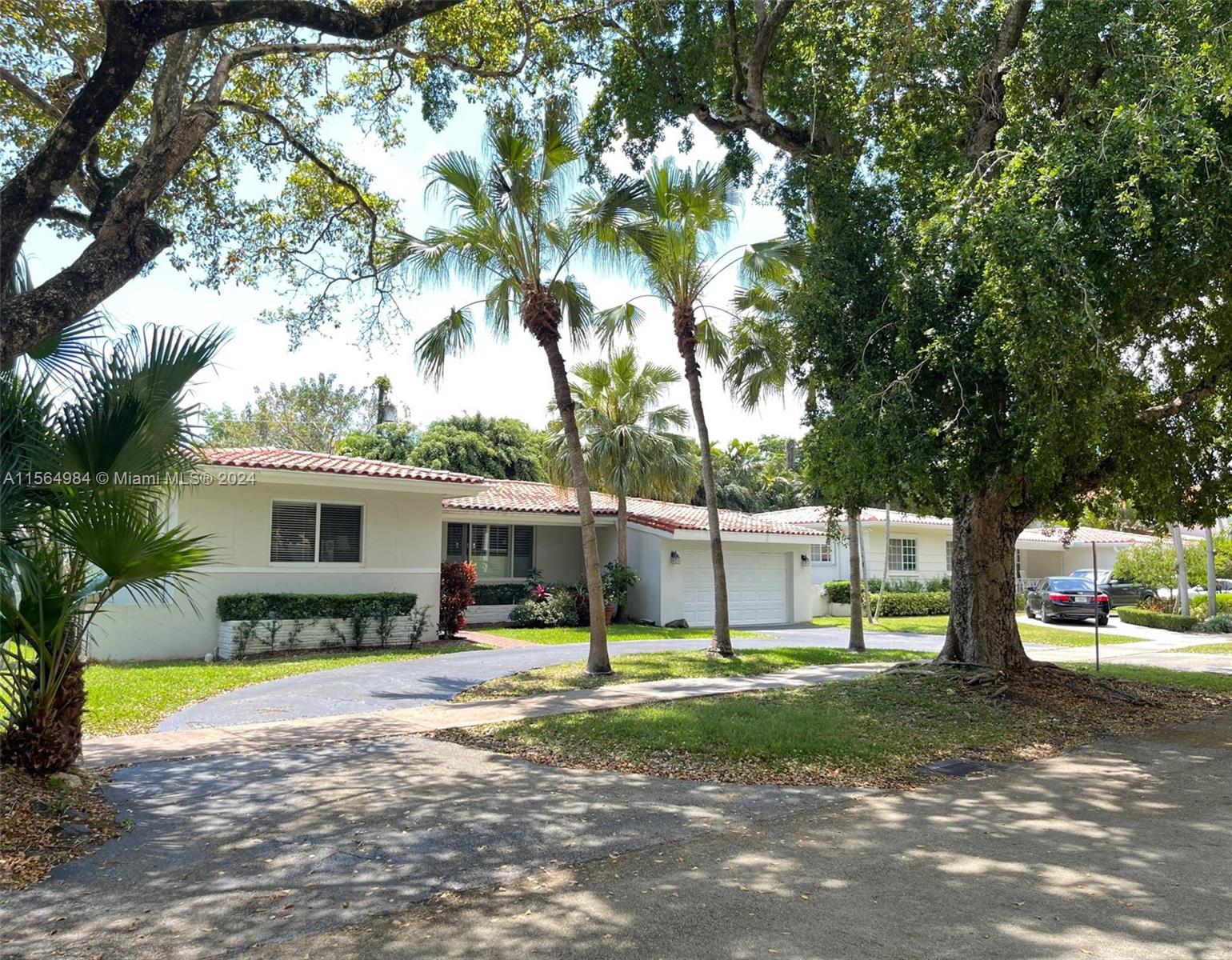 1420 Baracoa Ave, Coral Gables, Florida 33146, 3 Bedrooms Bedrooms, ,2 BathroomsBathrooms,Residentiallease,For Rent,1420 Baracoa Ave,A11564984