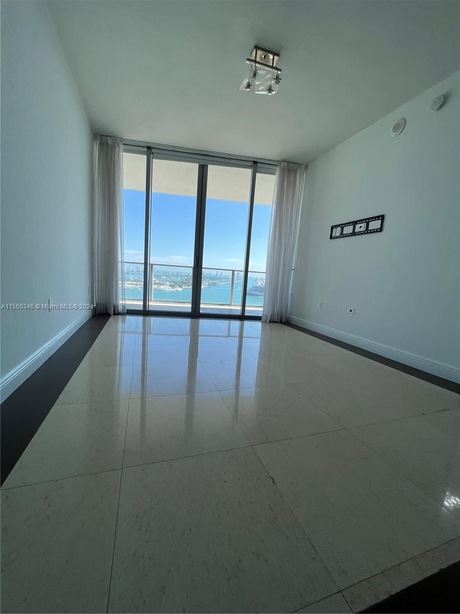 Miami, Florida 33132, 2 Bedrooms Bedrooms, ,2 BathroomsBathrooms,Residentiallease,For Rent,A11565346