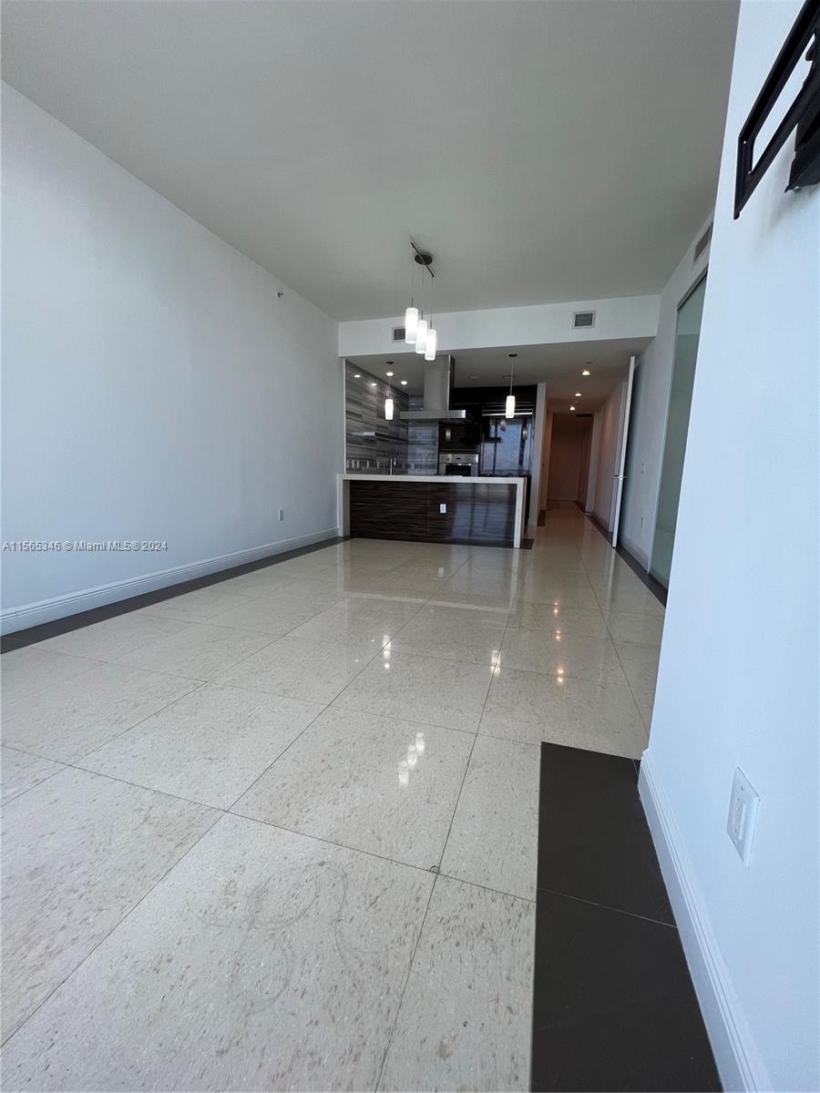 Miami, Florida 33132, 2 Bedrooms Bedrooms, ,2 BathroomsBathrooms,Residentiallease,For Rent,A11565346