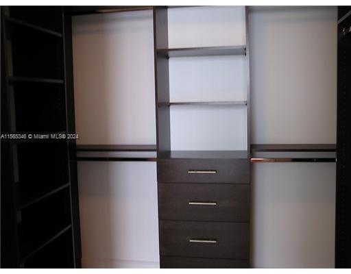 Miami, Florida 33132, 2 Bedrooms Bedrooms, ,2 BathroomsBathrooms,Residentiallease,For Rent,A11565346