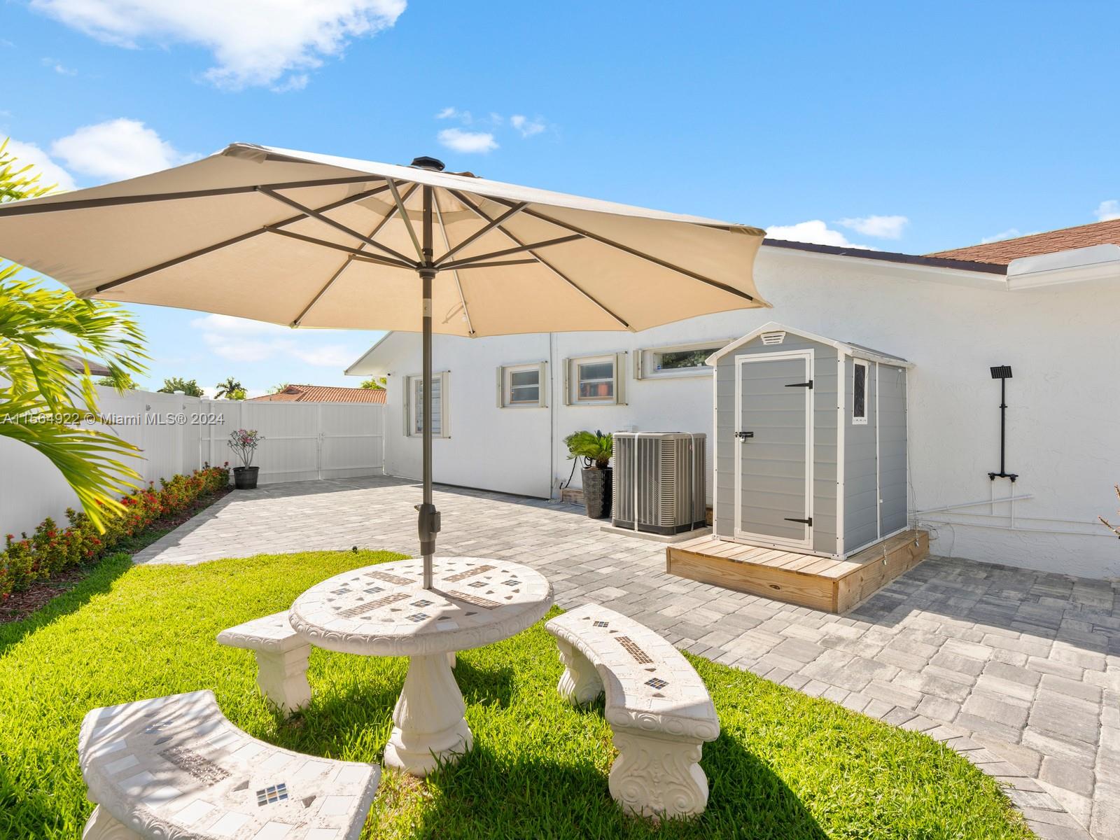 7350 SW 147th Ct, Miami, Florida 33193, 4 Bedrooms Bedrooms, ,2 BathroomsBathrooms,Residential,For Sale,7350 SW 147th Ct,A11564922