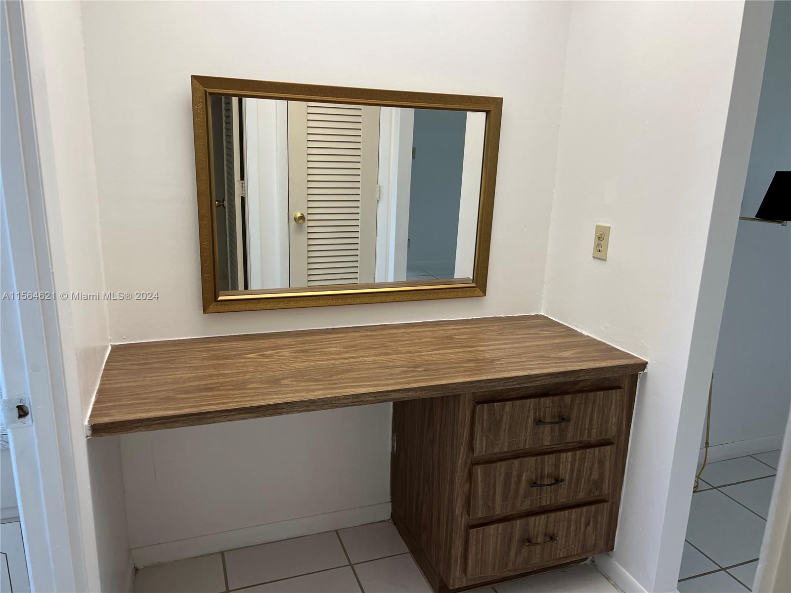 2200 Park Ln 109, Hollywood, Florida 33021, 1 Bedroom Bedrooms, ,1 BathroomBathrooms,Residential,For Sale,2200 Park Ln 109,A11564621