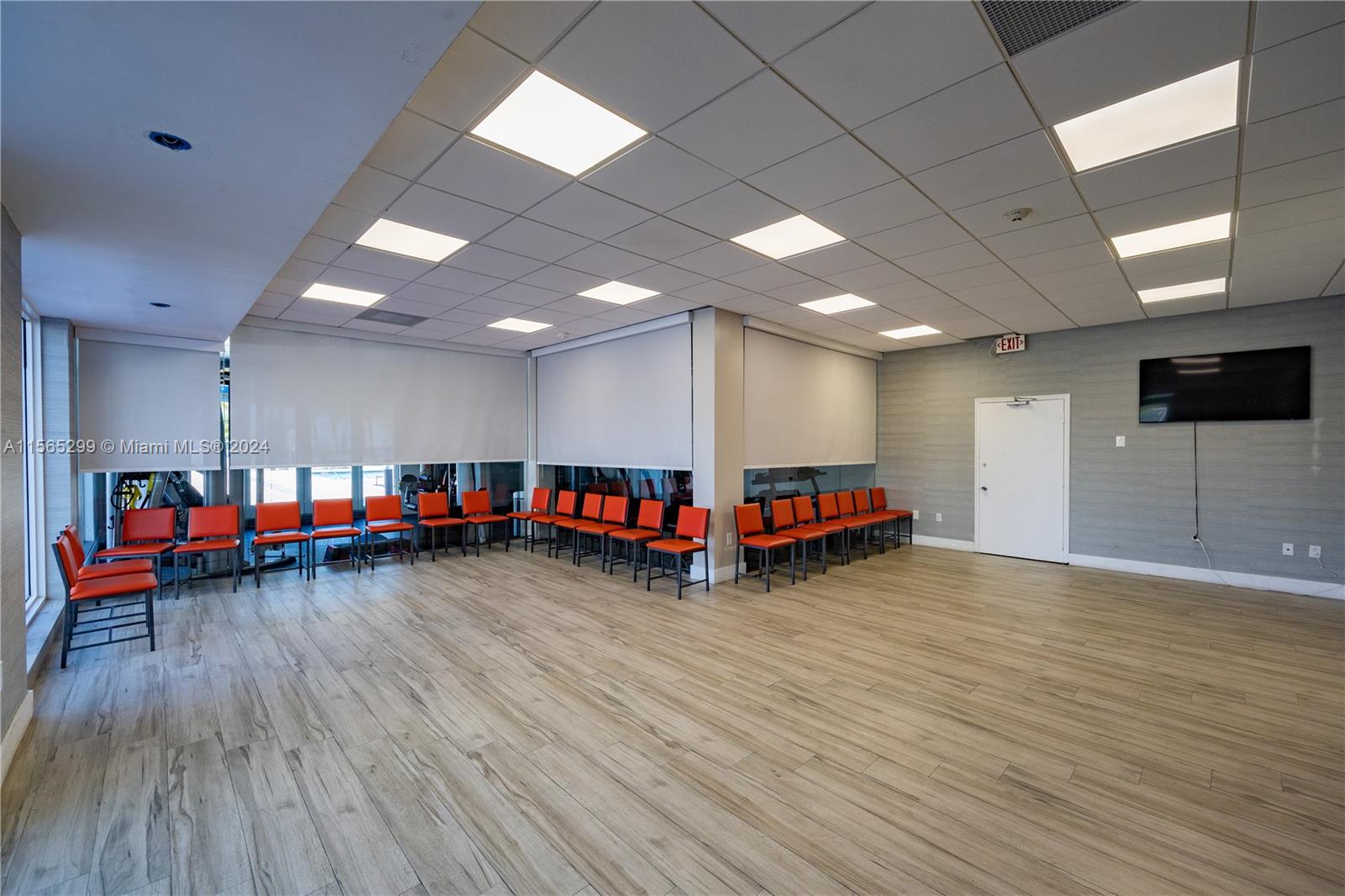 5001 Collins Ave 12A, Miami Beach, Florida 33140, 2 Bedrooms Bedrooms, ,2 BathroomsBathrooms,Residentiallease,For Rent,5001 Collins Ave 12A,A11565299