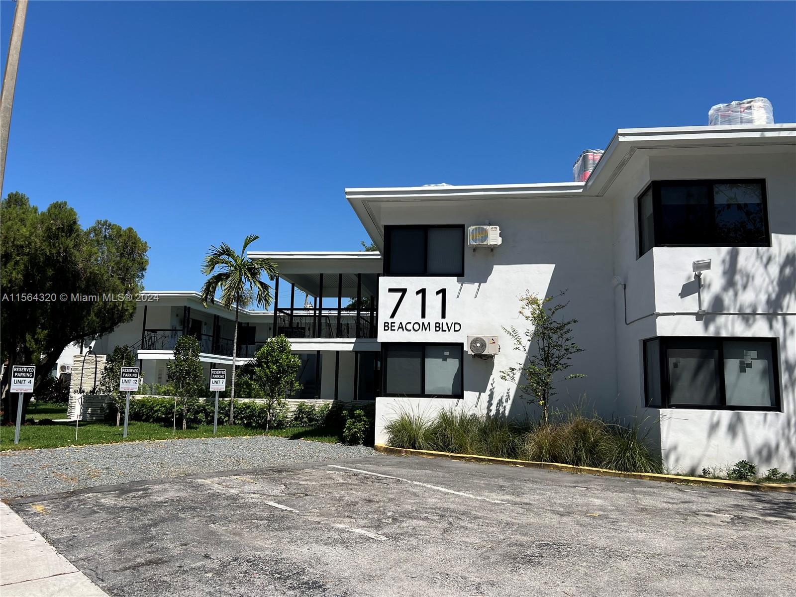 711 Beacom Blvd 8, Miami, Florida 33135, 2 Bedrooms Bedrooms, ,1 BathroomBathrooms,Residentiallease,For Rent,711 Beacom Blvd 8,A11564320