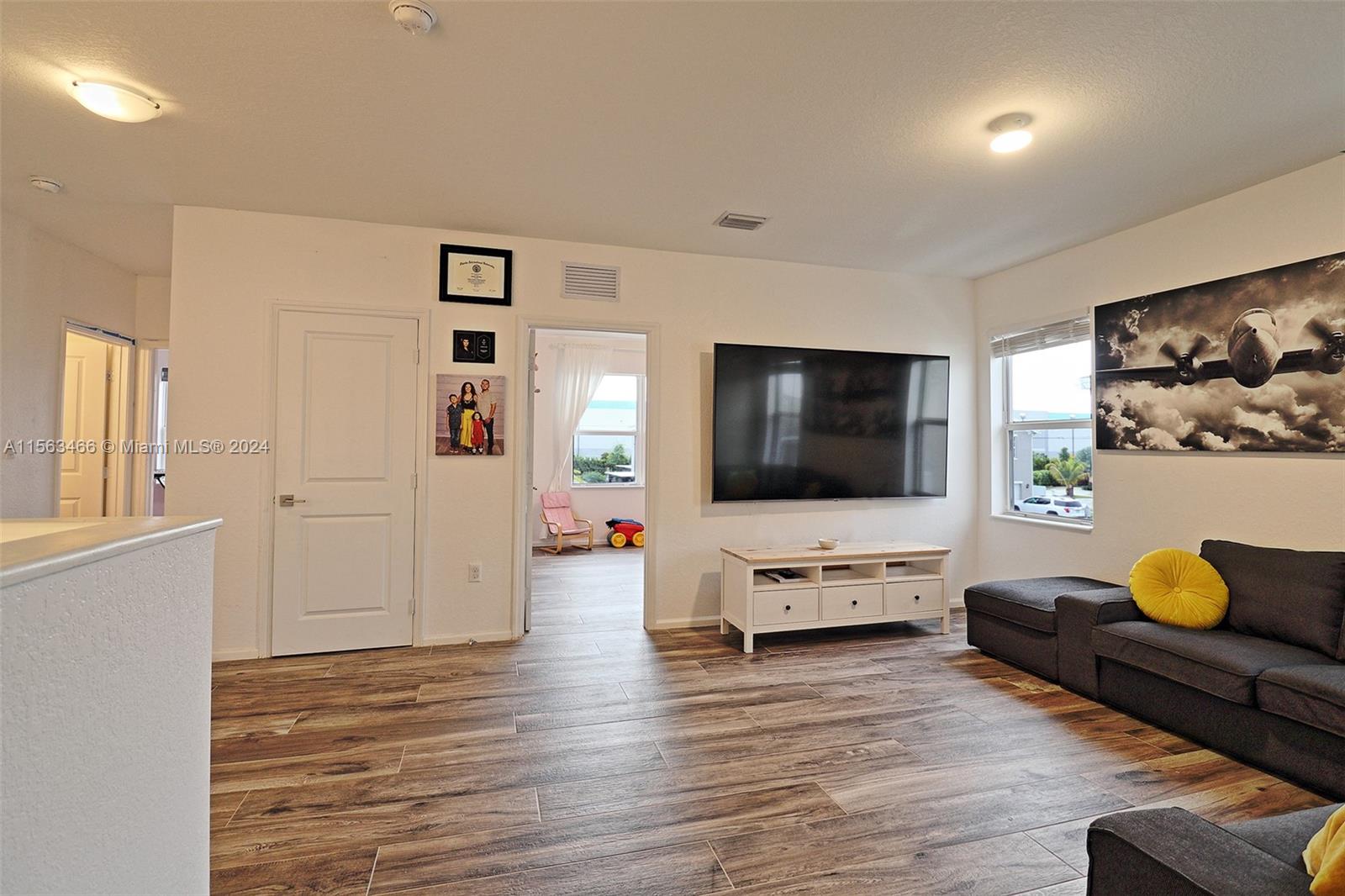 27322 SW 132nd Ct 0, Homestead, Florida 33032, 4 Bedrooms Bedrooms, ,2 BathroomsBathrooms,Residentiallease,For Rent,27322 SW 132nd Ct 0,A11563466