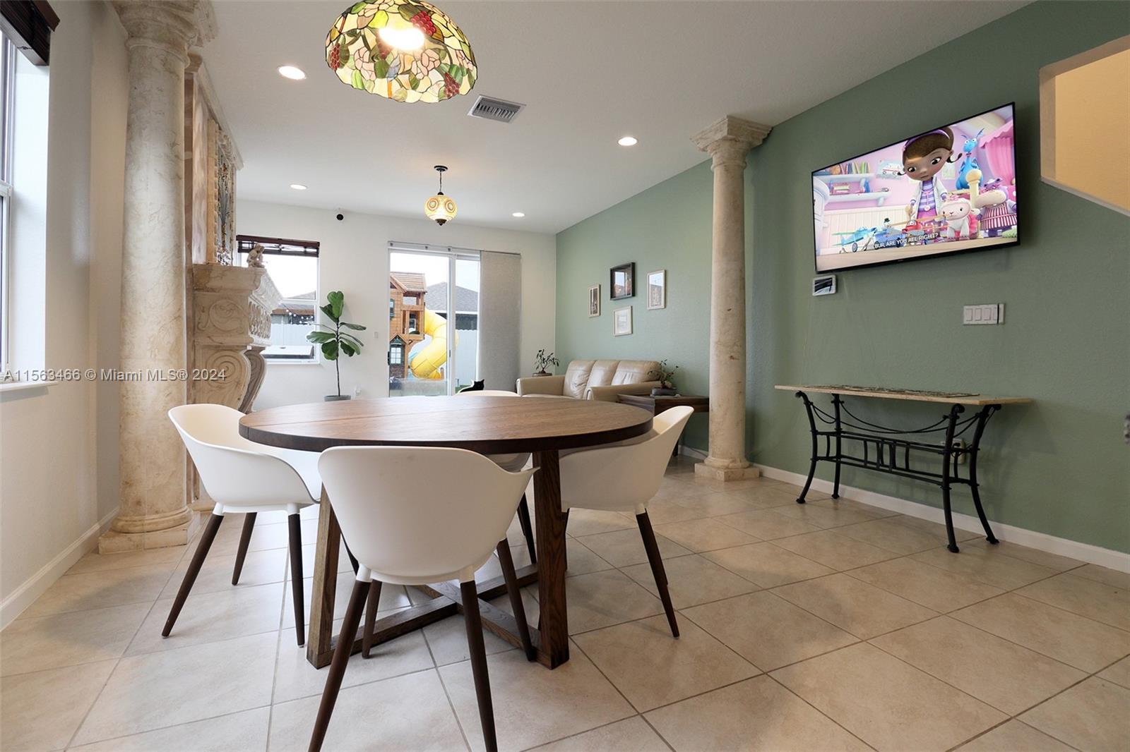 27322 SW 132nd Ct 0, Homestead, Florida 33032, 4 Bedrooms Bedrooms, ,2 BathroomsBathrooms,Residentiallease,For Rent,27322 SW 132nd Ct 0,A11563466