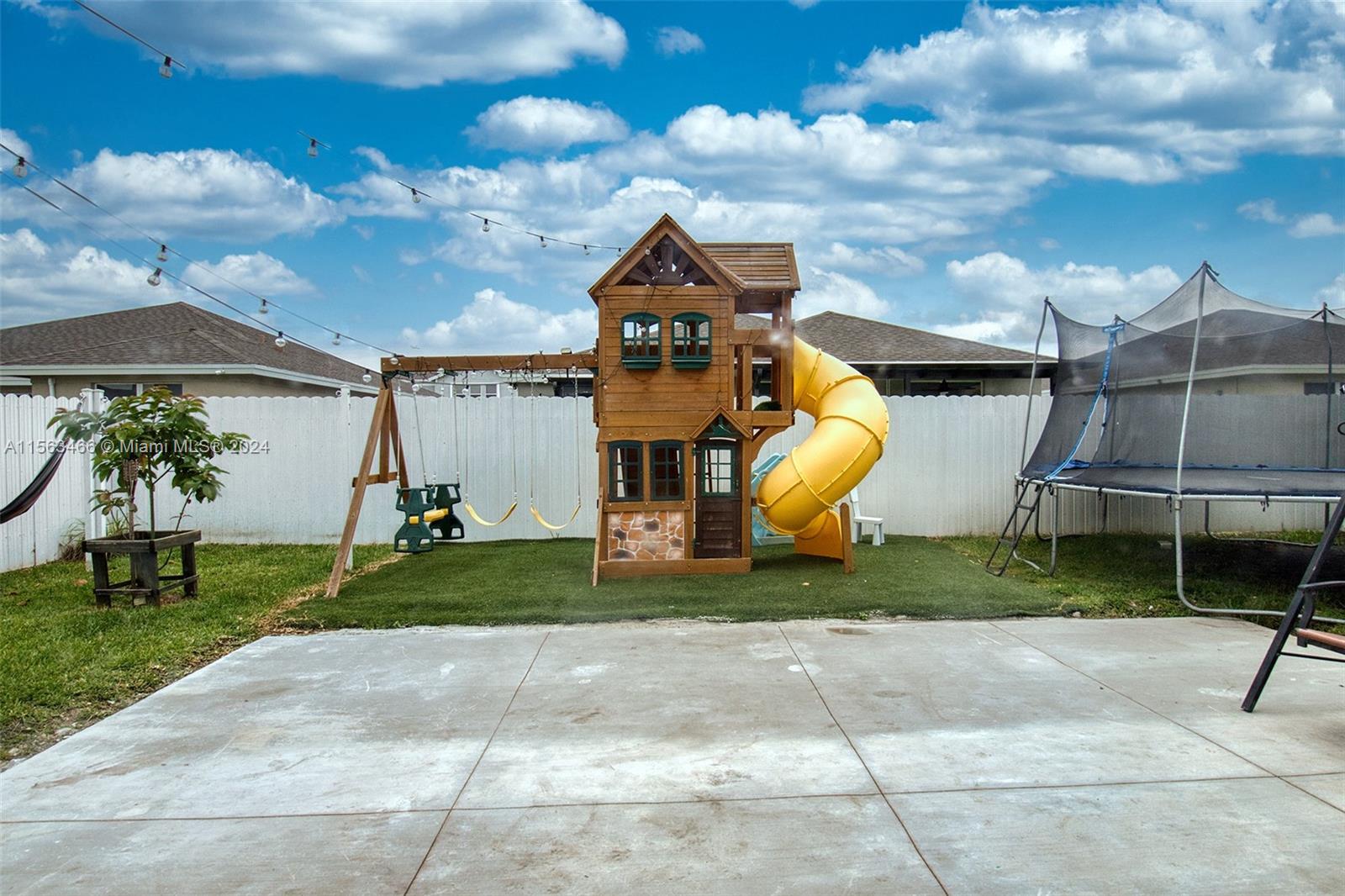 27322 SW 132nd Ct 0, Homestead, Florida 33032, 4 Bedrooms Bedrooms, ,2 BathroomsBathrooms,Residentiallease,For Rent,27322 SW 132nd Ct 0,A11563466