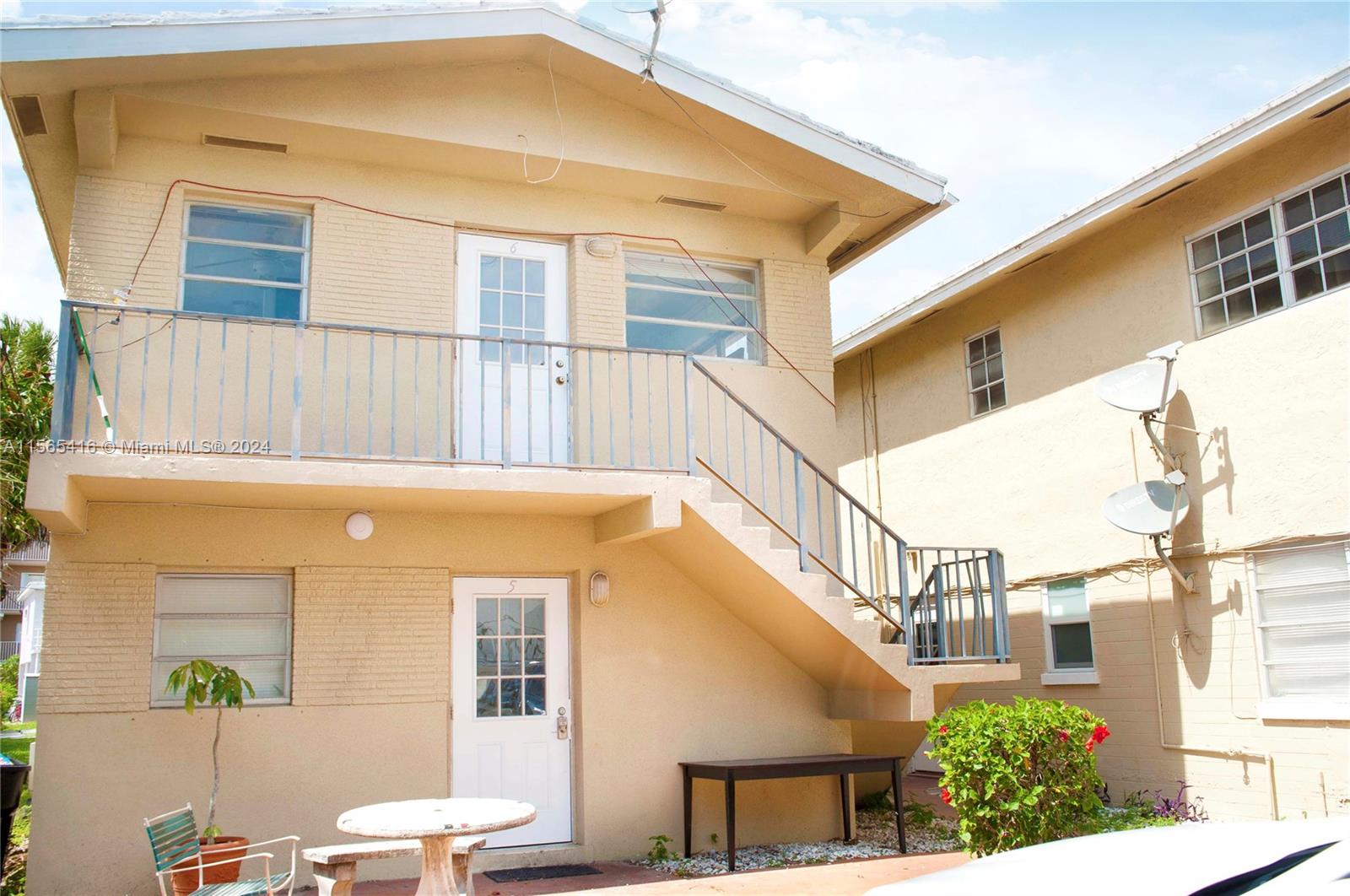 4051 N Ocean Dr 5, Lauderdale By The Sea, Florida 33308, 1 Bedroom Bedrooms, ,1 BathroomBathrooms,Residentiallease,For Rent,4051 N Ocean Dr 5,A11565416