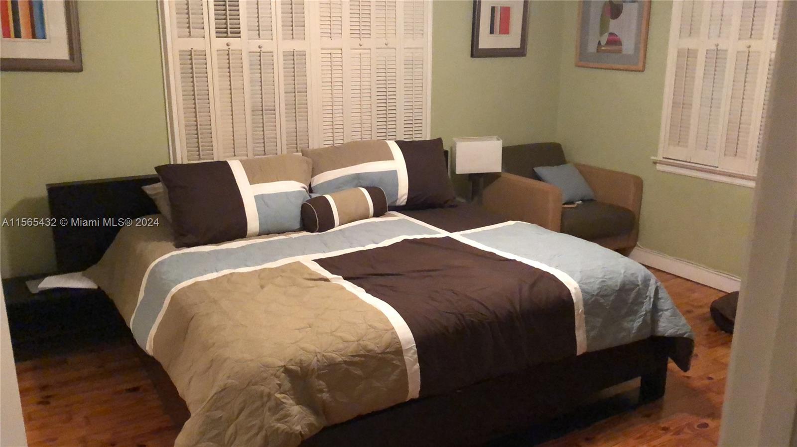 Spacious and bright bedrooms