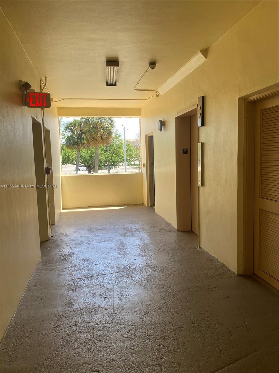 1395 NE 167th St 205, North Miami Beach, Florida 33162, 1 Bedroom Bedrooms, ,1 BathroomBathrooms,Residential,For Sale,1395 NE 167th St 205,A11565348