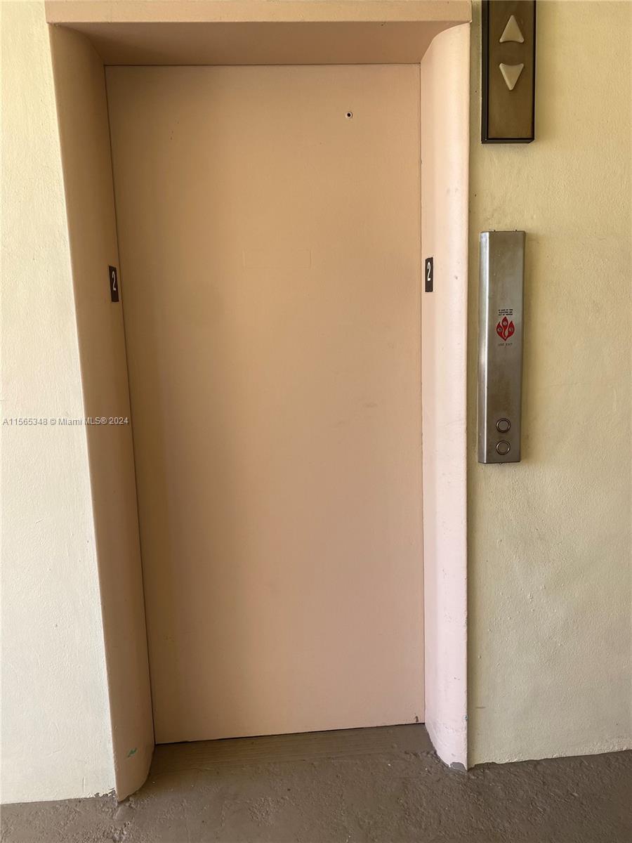 1395 NE 167th St 205, North Miami Beach, Florida 33162, 1 Bedroom Bedrooms, ,1 BathroomBathrooms,Residential,For Sale,1395 NE 167th St 205,A11565348