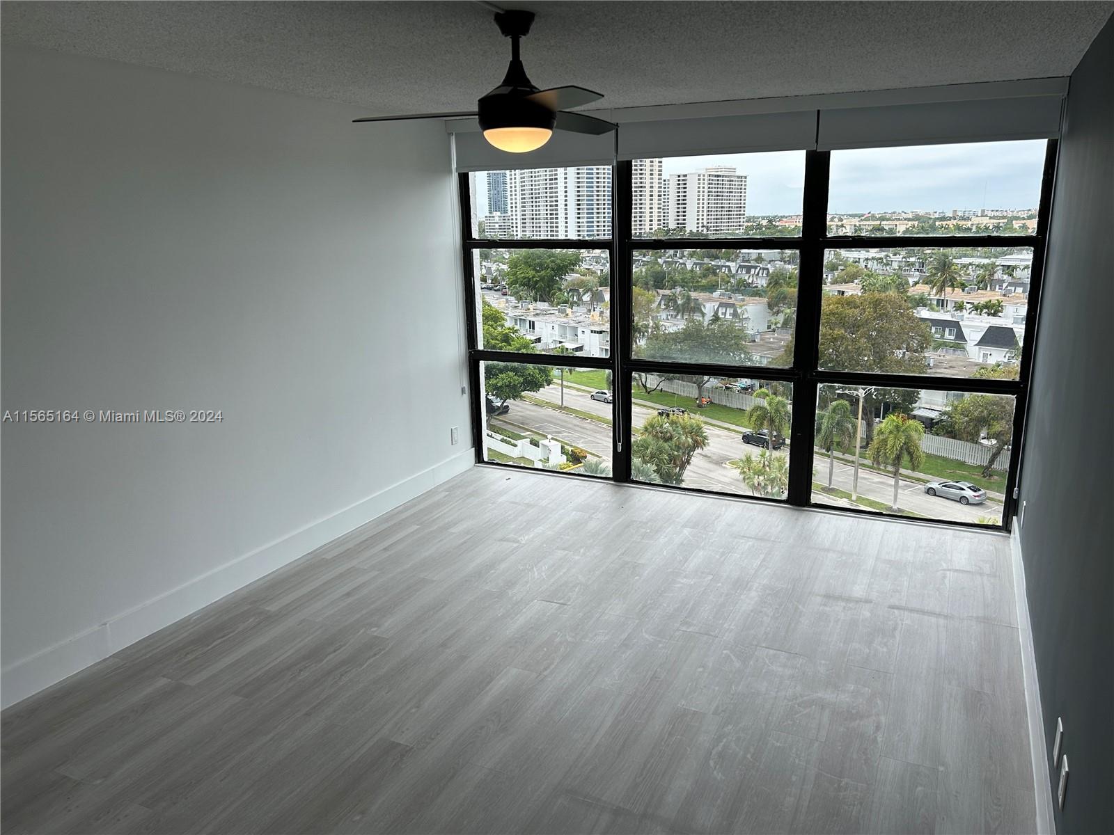 1000 Parkview Dr 909, Hallandale Beach, Florida 33009, 3 Bedrooms Bedrooms, ,2 BathroomsBathrooms,Residentiallease,For Rent,1000 Parkview Dr 909,A11565164