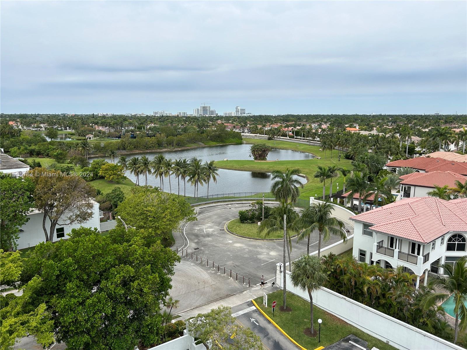 1000 Parkview Dr 909, Hallandale Beach, Florida 33009, 3 Bedrooms Bedrooms, ,2 BathroomsBathrooms,Residentiallease,For Rent,1000 Parkview Dr 909,A11565164