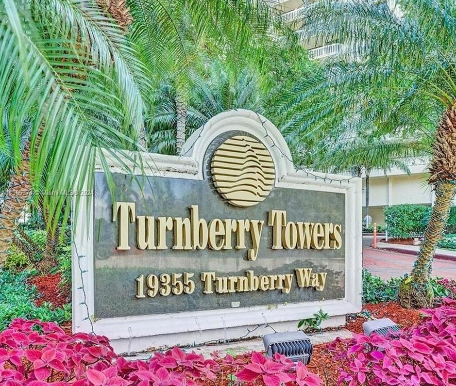19355  Turnberry Way #23L For Sale A11565374, FL
