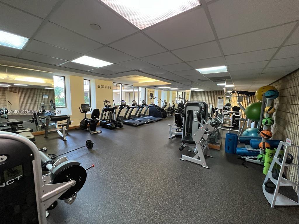 19355 Turnberry Way 23L, Aventura, Florida 33180, 2 Bedrooms Bedrooms, ,2 BathroomsBathrooms,Residential,For Sale,19355 Turnberry Way 23L,A11565374