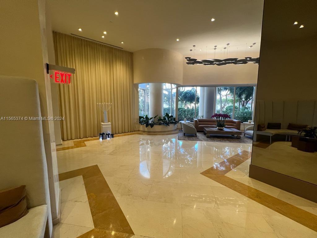 19355 Turnberry Way 23L, Aventura, Florida 33180, 2 Bedrooms Bedrooms, ,2 BathroomsBathrooms,Residential,For Sale,19355 Turnberry Way 23L,A11565374