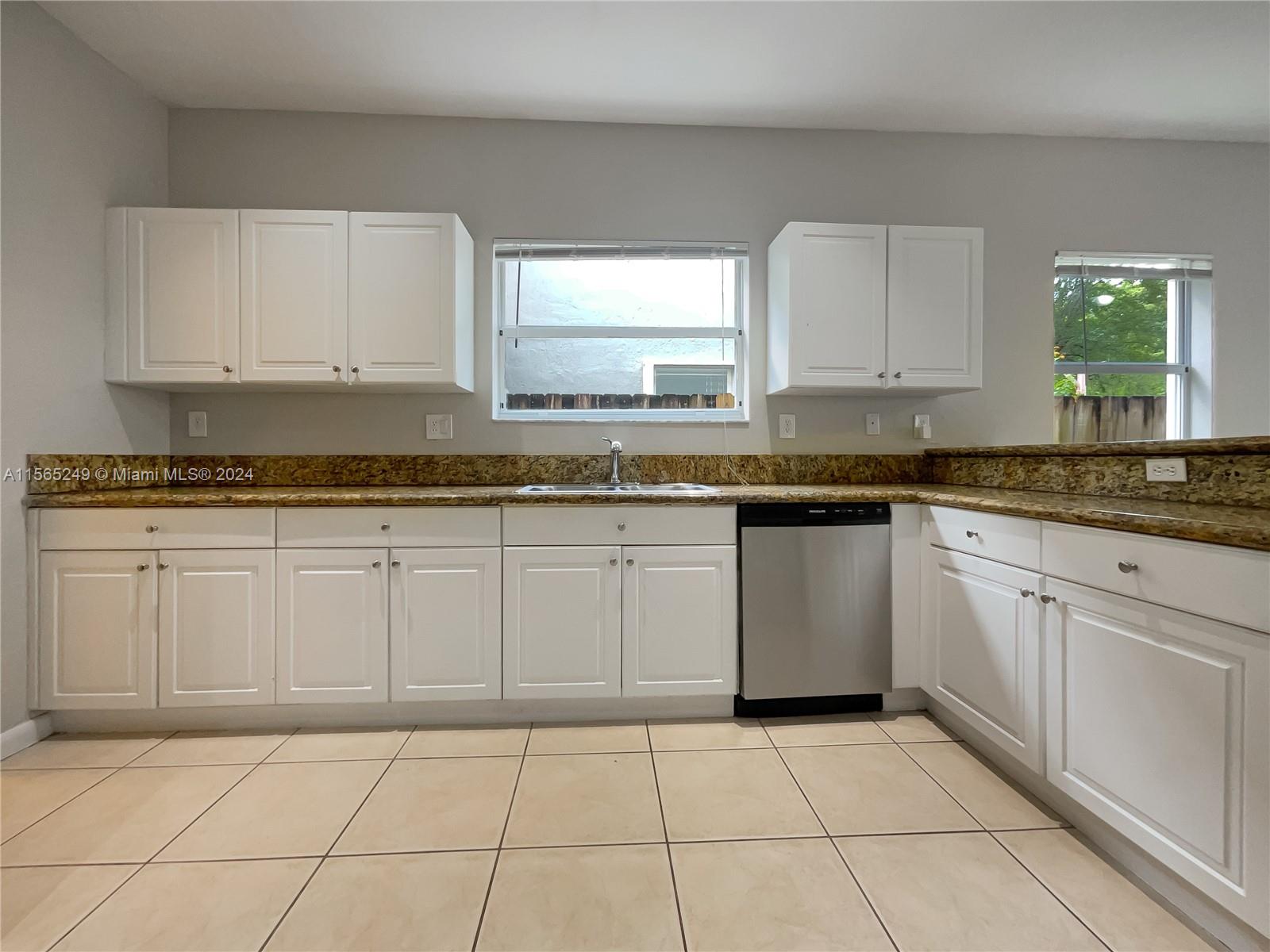 394 NE 36th Ave Rd, Homestead, Florida 33033, 5 Bedrooms Bedrooms, ,2 BathroomsBathrooms,Residential,For Sale,394 NE 36th Ave Rd,A11565249