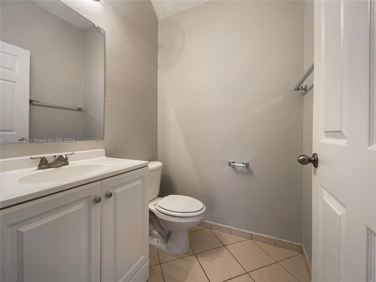 394 NE 36th Ave Rd, Homestead, Florida 33033, 5 Bedrooms Bedrooms, ,2 BathroomsBathrooms,Residential,For Sale,394 NE 36th Ave Rd,A11565249