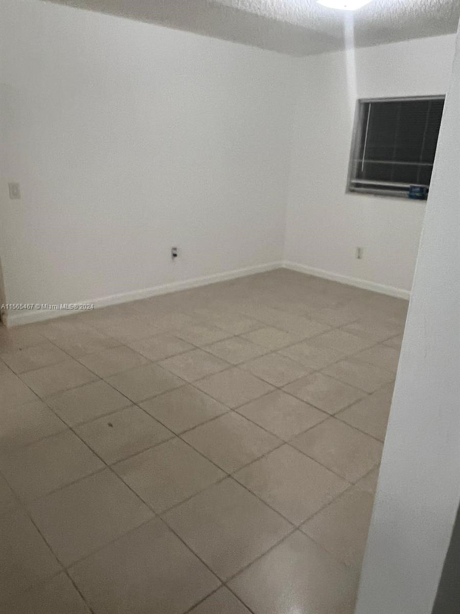 3690 N 56th Ave 902, Hollywood, Florida 33021, 2 Bedrooms Bedrooms, ,1 BathroomBathrooms,Residentiallease,For Rent,3690 N 56th Ave 902,A11565467