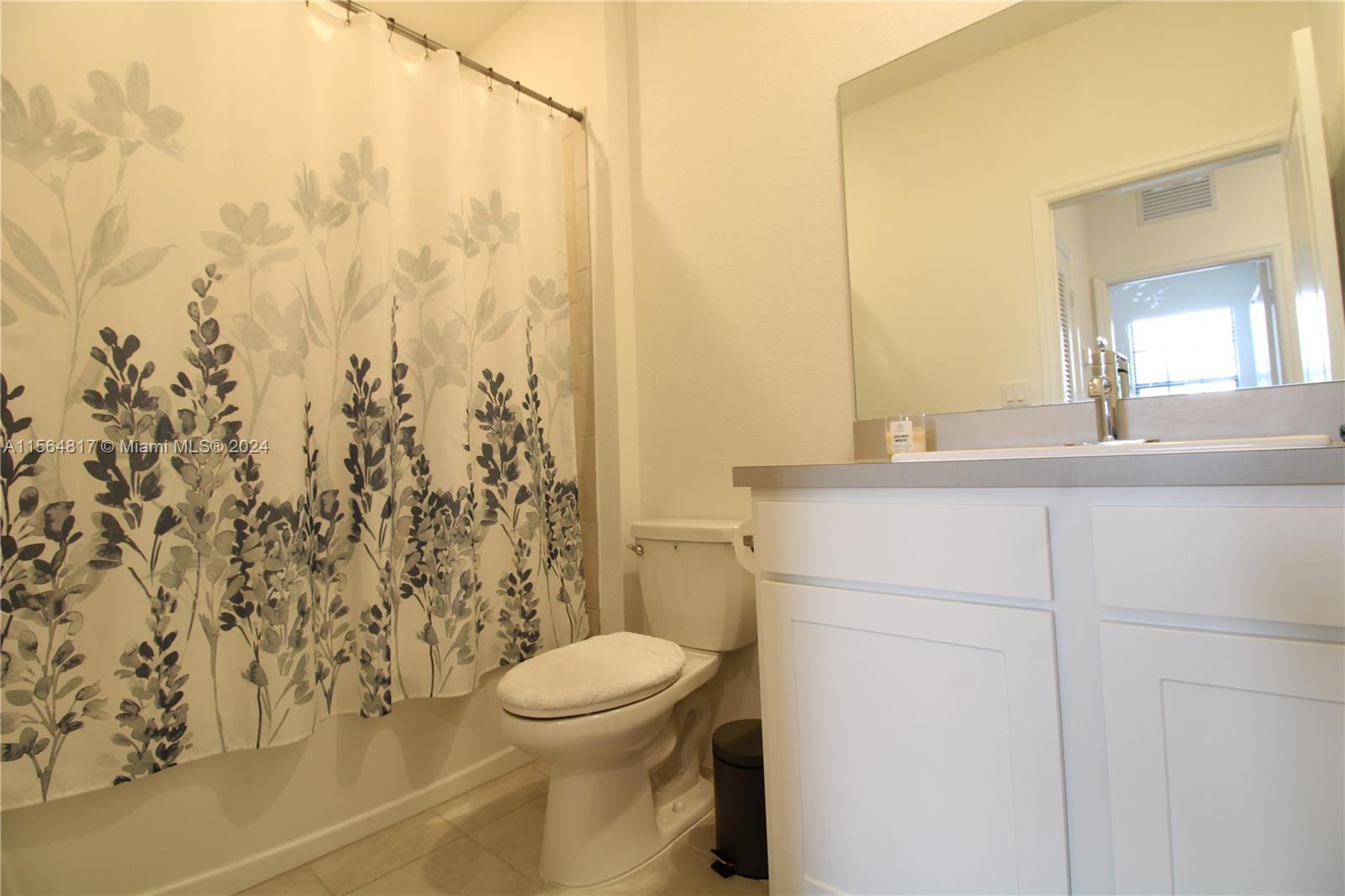 601 SW 11th St 601, Florida City, Florida 33034, 3 Bedrooms Bedrooms, ,2 BathroomsBathrooms,Residentiallease,For Rent,601 SW 11th St 601,A11564817