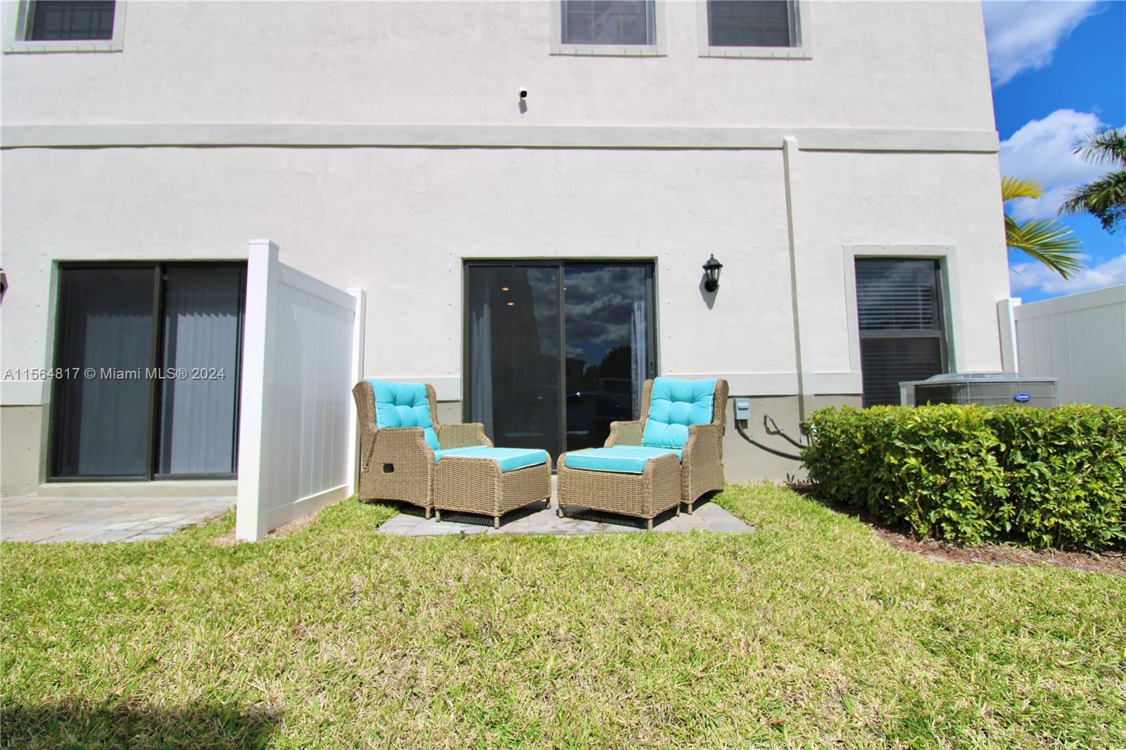 601 SW 11th St 601, Florida City, Florida 33034, 3 Bedrooms Bedrooms, ,2 BathroomsBathrooms,Residentiallease,For Rent,601 SW 11th St 601,A11564817