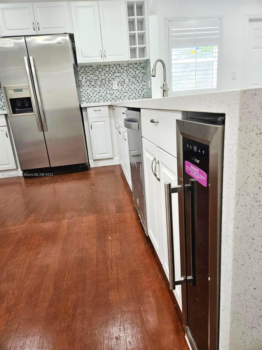 311 S 24th Ave, Hollywood, Florida 33020, 3 Bedrooms Bedrooms, ,2 BathroomsBathrooms,Residentiallease,For Rent,311 S 24th Ave,A11564657