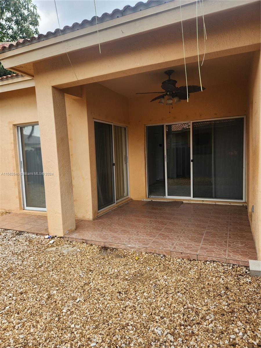 8118 NW 200th St, Hialeah, Florida 33015, 3 Bedrooms Bedrooms, ,2 BathroomsBathrooms,Residentiallease,For Rent,8118 NW 200th St,A11562645