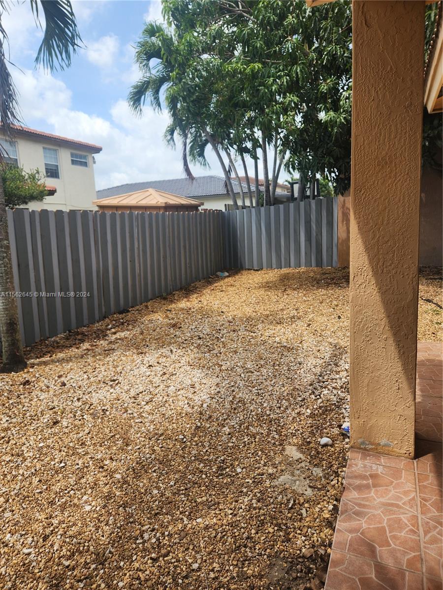 8118 NW 200th St, Hialeah, Florida 33015, 3 Bedrooms Bedrooms, ,2 BathroomsBathrooms,Residentiallease,For Rent,8118 NW 200th St,A11562645