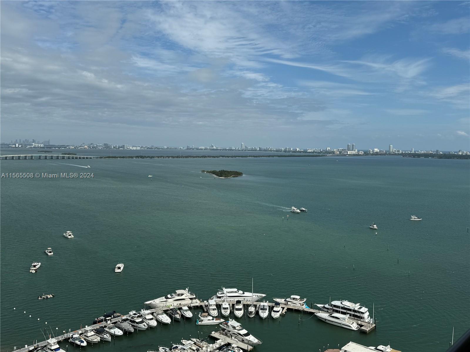 555 NE 15th St 32F, Miami, Florida 33132, 1 Bedroom Bedrooms, ,1 BathroomBathrooms,Residentiallease,For Rent,555 NE 15th St 32F,A11565508