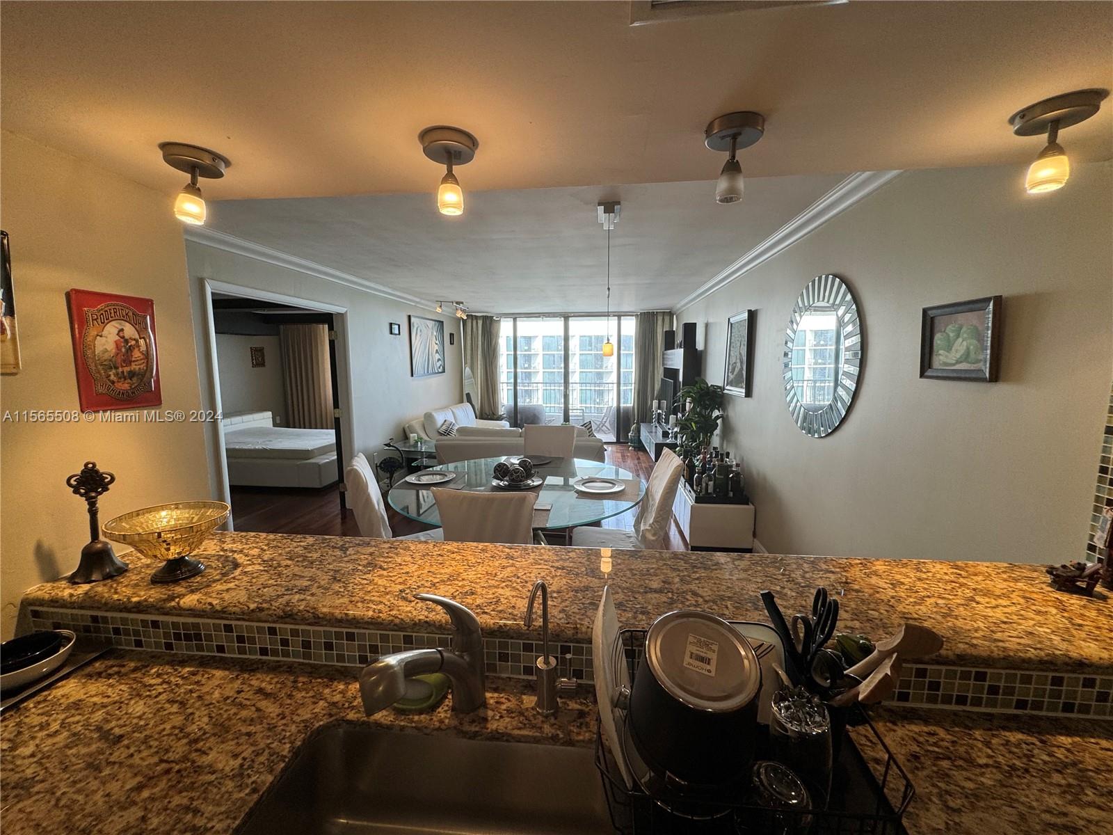 555 NE 15th St 32F, Miami, Florida 33132, 1 Bedroom Bedrooms, ,1 BathroomBathrooms,Residentiallease,For Rent,555 NE 15th St 32F,A11565508