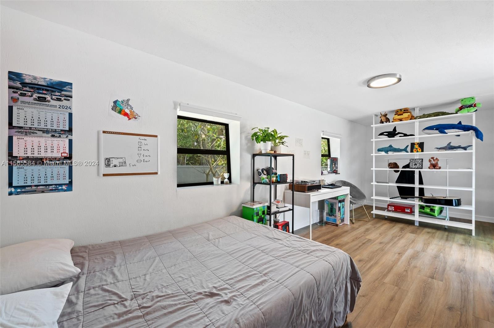 2631 Roosevelt St, Hollywood, Florida 33020, 3 Bedrooms Bedrooms, ,2 BathroomsBathrooms,Residential,For Sale,2631 Roosevelt St,A11565584