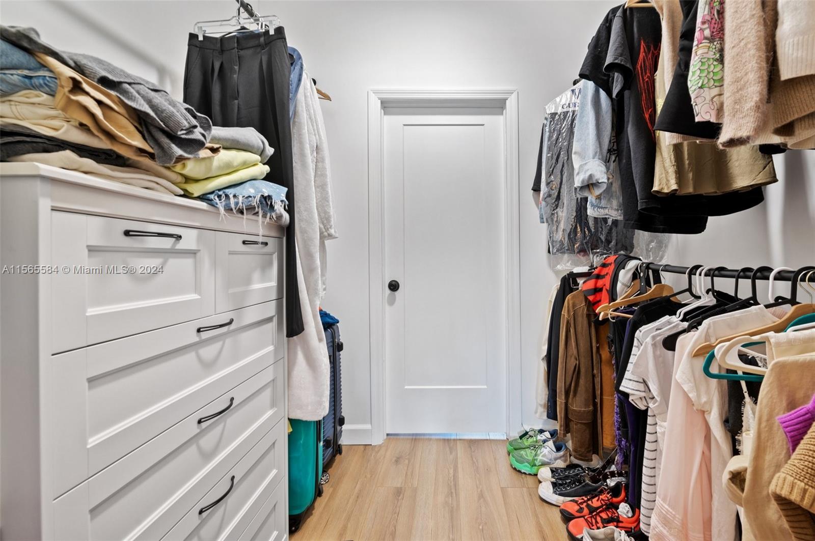 2631 Roosevelt St, Hollywood, Florida 33020, 3 Bedrooms Bedrooms, ,2 BathroomsBathrooms,Residential,For Sale,2631 Roosevelt St,A11565584