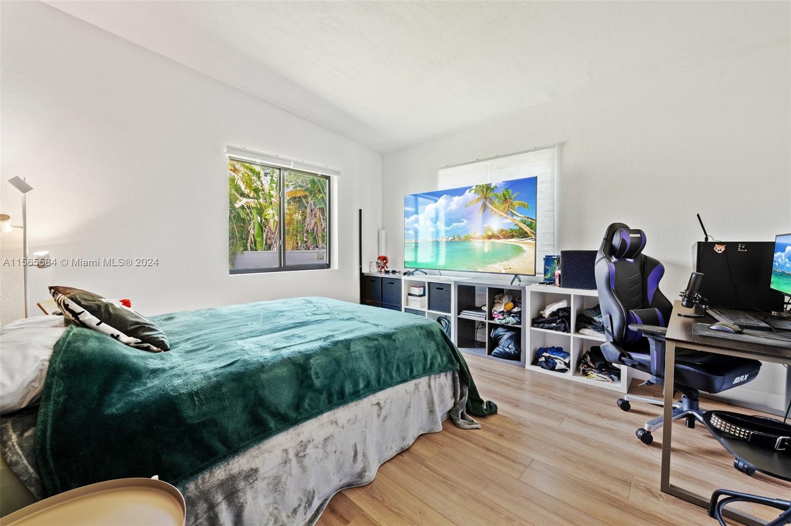 2631 Roosevelt St, Hollywood, Florida 33020, 3 Bedrooms Bedrooms, ,2 BathroomsBathrooms,Residential,For Sale,2631 Roosevelt St,A11565584