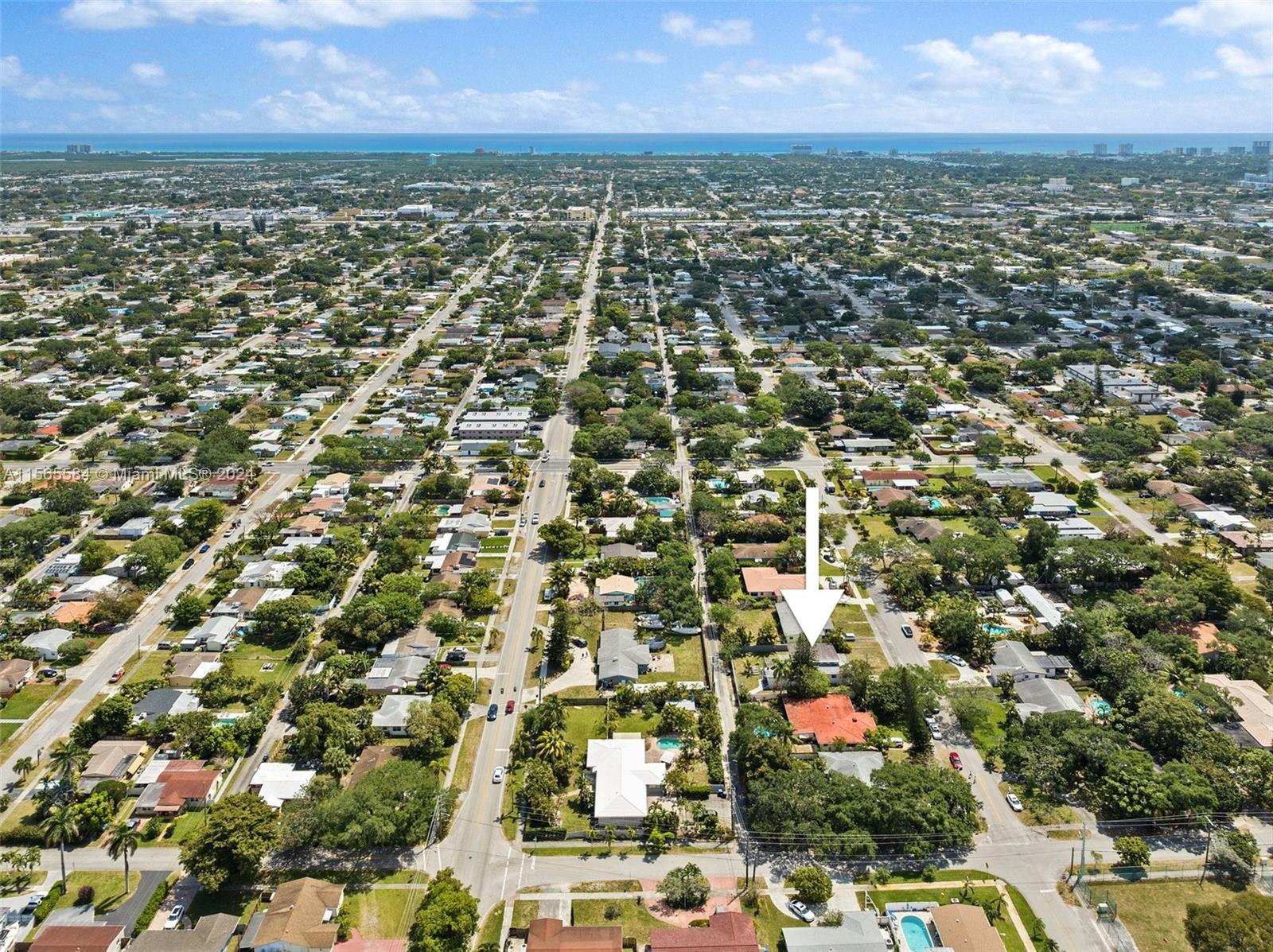 2631 Roosevelt St, Hollywood, Florida 33020, 3 Bedrooms Bedrooms, ,2 BathroomsBathrooms,Residential,For Sale,2631 Roosevelt St,A11565584