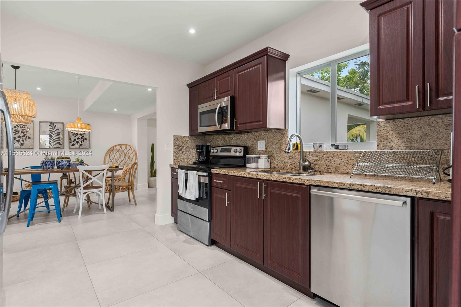 38 NE 50th St, Miami, Florida 33137, 4 Bedrooms Bedrooms, ,3 BathroomsBathrooms,Residentiallease,For Rent,38 NE 50th St,A11565524